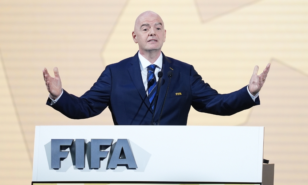 他的成功离 他的成功离